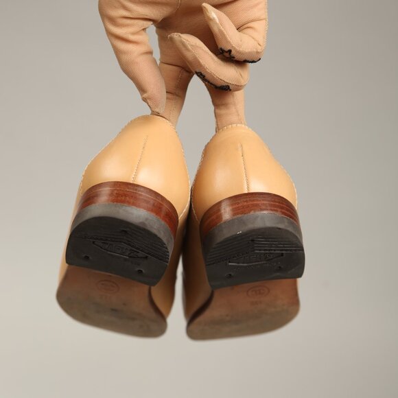 CHANEL Bicolor Loafer - Picture 7 of 10